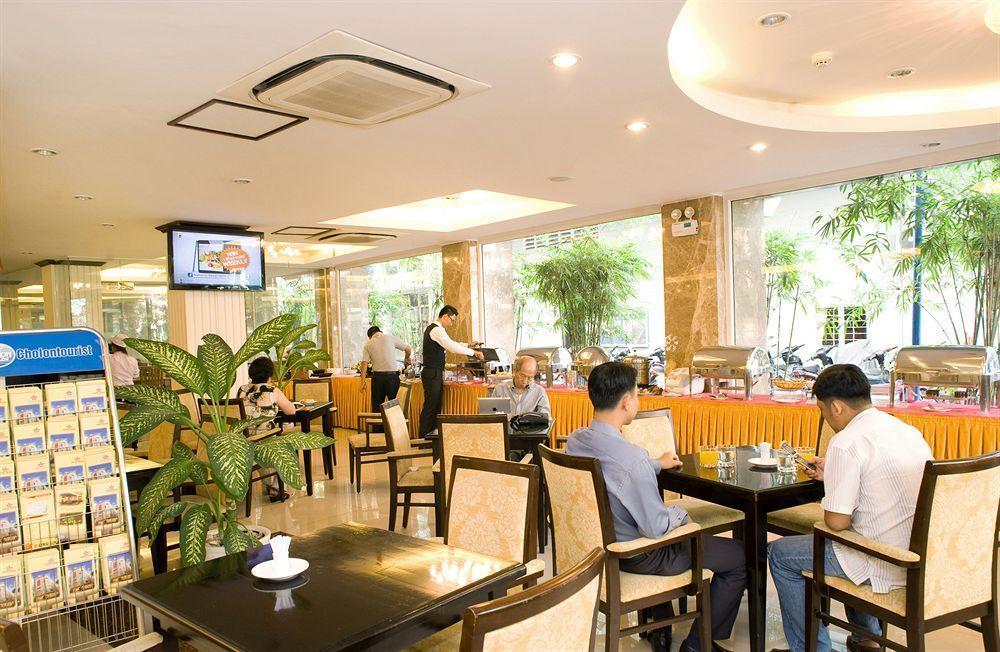 Dong Kinh A Hotel Хошимин Экстерьер фото